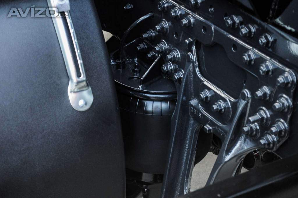 Foto inzerátu MAN TGS 28.320 HÁKOVÝ NOSIČ KONTEJNERŮ + HYDRAULICKÁ RUKA