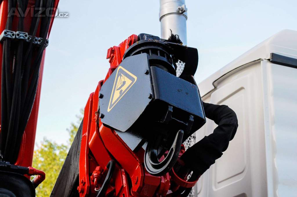 Foto inzerátu MAN TGS 28.320 HÁKOVÝ NOSIČ KONTEJNERŮ + HYDRAULICKÁ RUKA