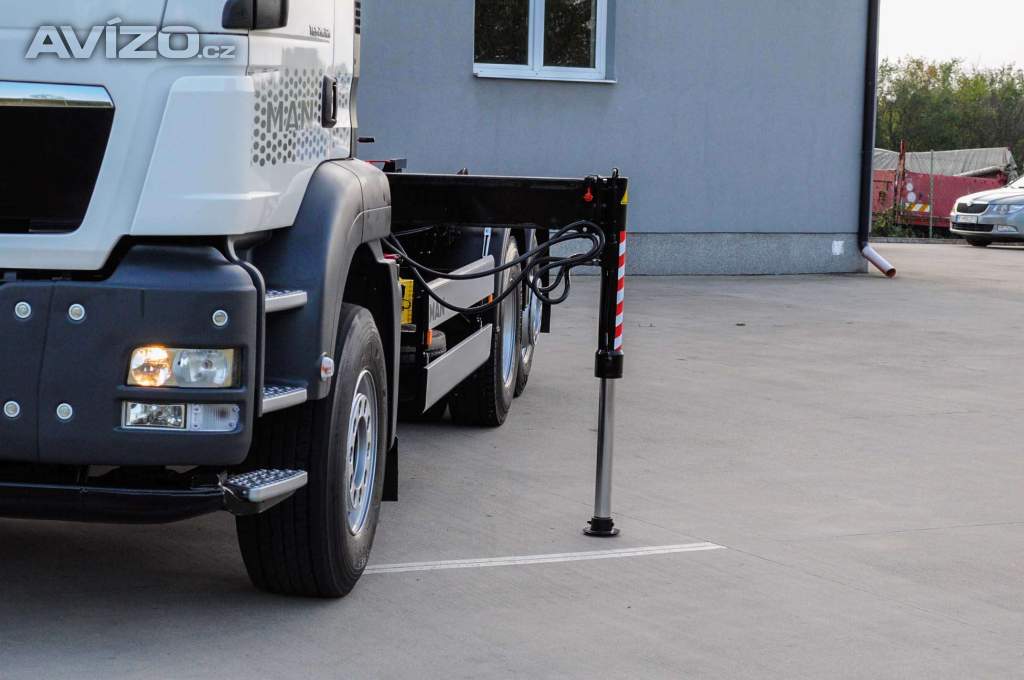 Foto inzerátu MAN TGS 28.320 HÁKOVÝ NOSIČ KONTEJNERŮ + HYDRAULICKÁ RUKA