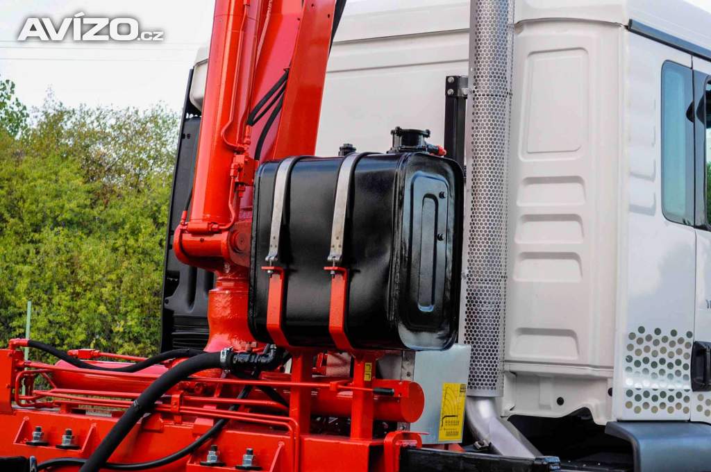 Foto inzerátu MAN TGS 28.320 HÁKOVÝ NOSIČ KONTEJNERŮ + HYDRAULICKÁ RUKA