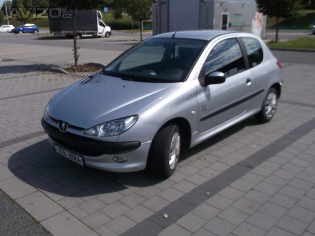  Peugeot 206 1,1 44 kW, po 1.majitelce 86 let