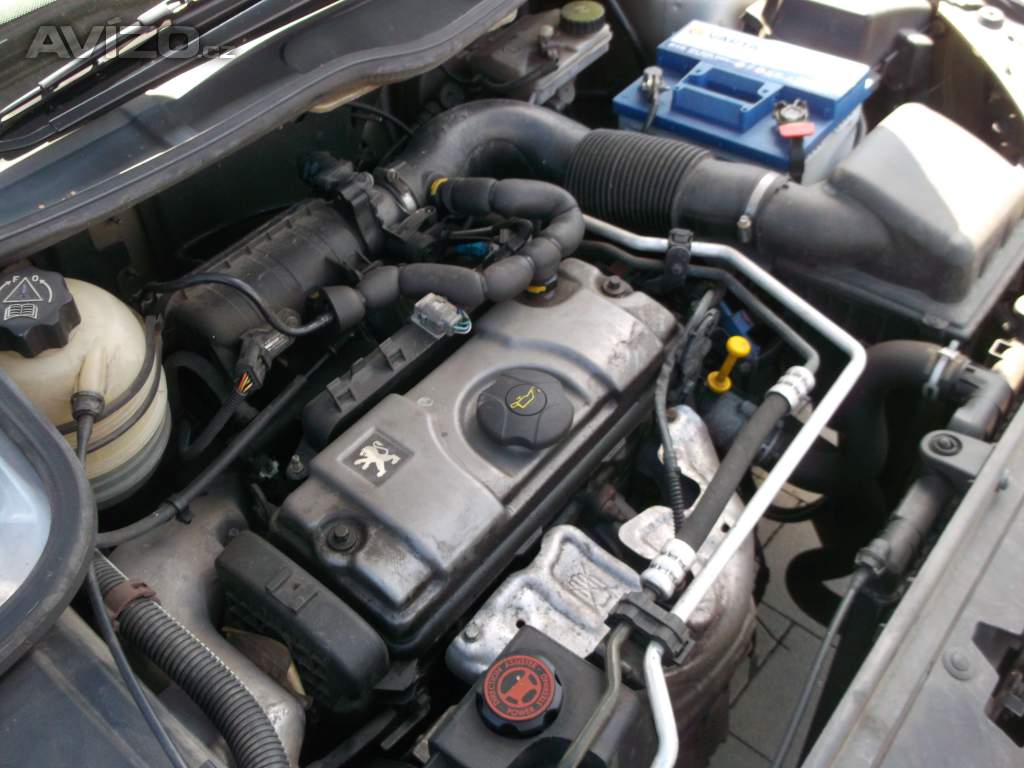 Foto inzerátu  Peugeot 206 1,1 44 kW, po 1.majitelce 86 let