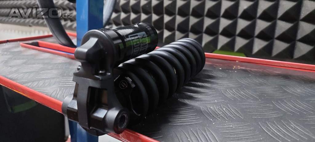 Foto inzerátu Rock Shox SUPER DELUX COIL