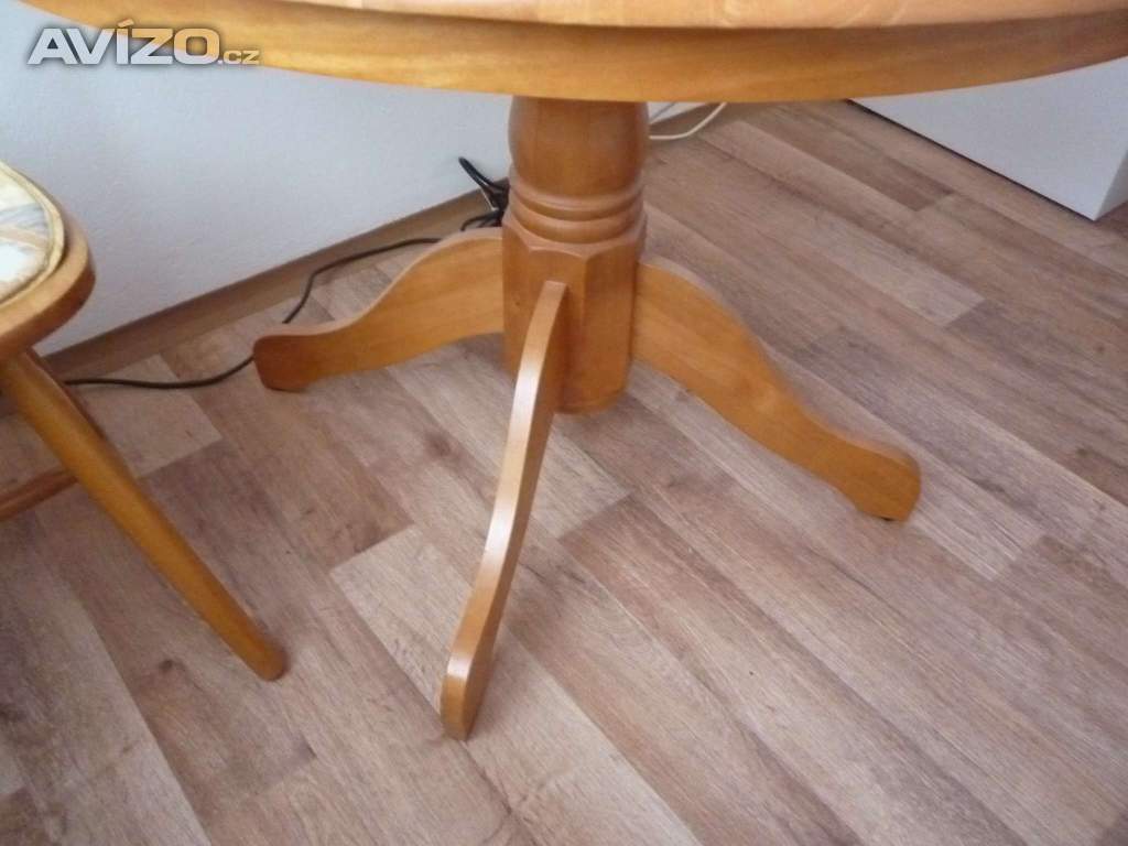 Foto inzerátu Dřevěný stůl + 4 židle