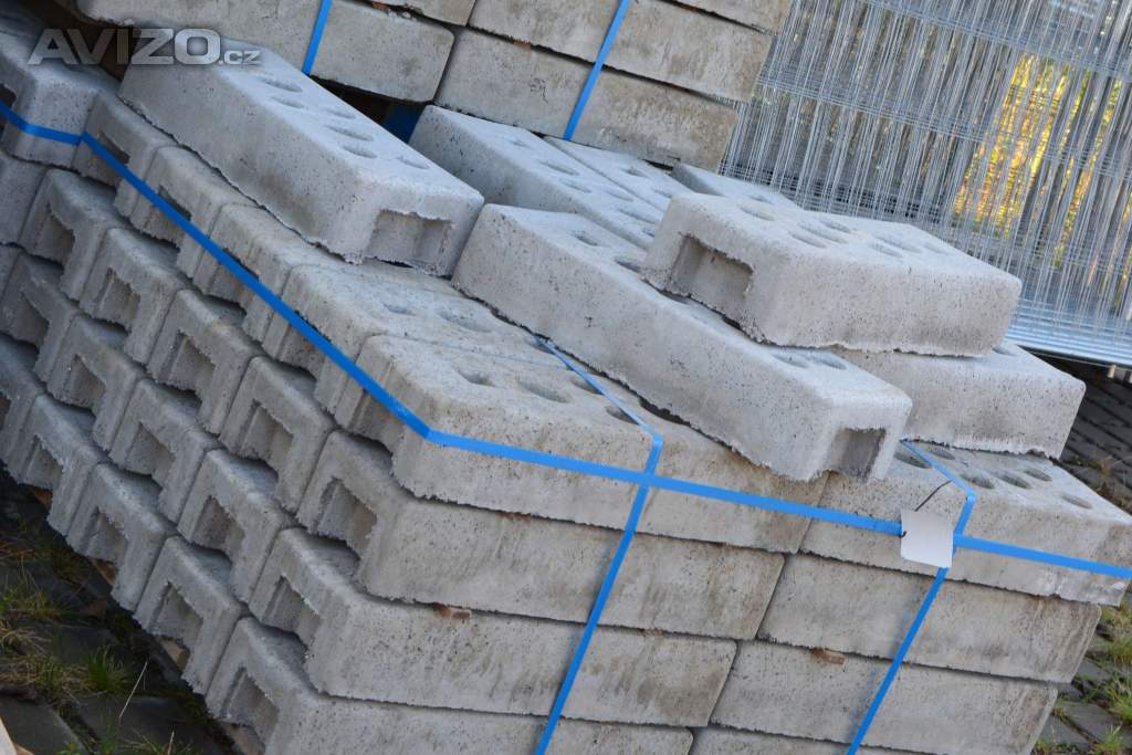 Foto inzerátu Mobilní oploceí - Stavení ploty 105M 