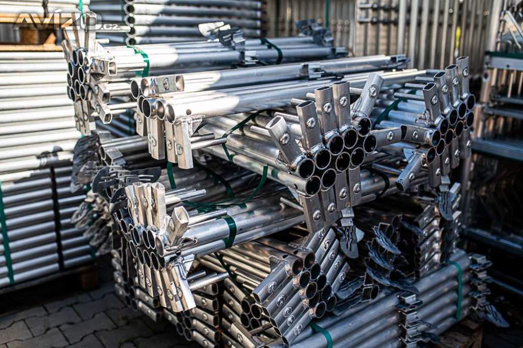 Foto inzerátu Lešení BAUMANN – fasádní systém, nové díly, doprava v ceně 10,30X12,28