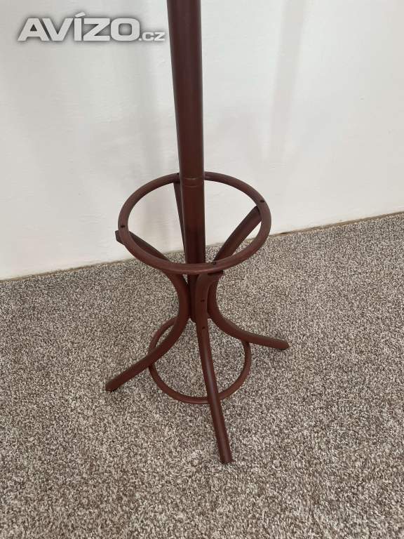 Foto inzerátu 🤎 KRÁSNÝ DŘEVĚNÝ STOJANOVÝ VĚŠÁK – ELEGANTNÍ RETRO / THONET STYL