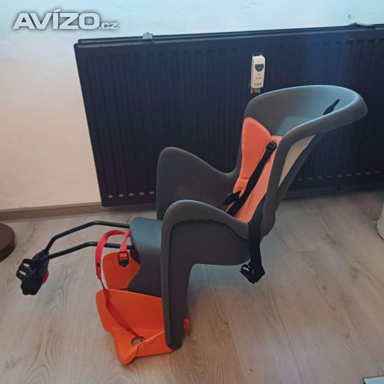 sedacka na kolo 