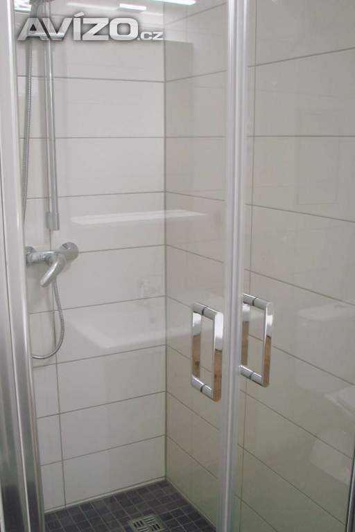 Foto inzerátu REZERVACE - Pronájem 1+kk OV-Poruba, ul. Porubská (34 m2, rekonstruováno, balkon)