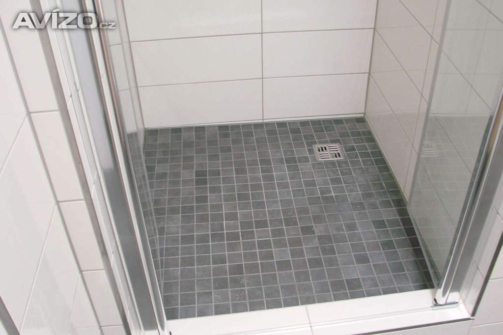 Foto inzerátu REZERVACE - Pronájem 1+kk OV-Poruba, ul. Porubská (34 m2, rekonstruováno, balkon)