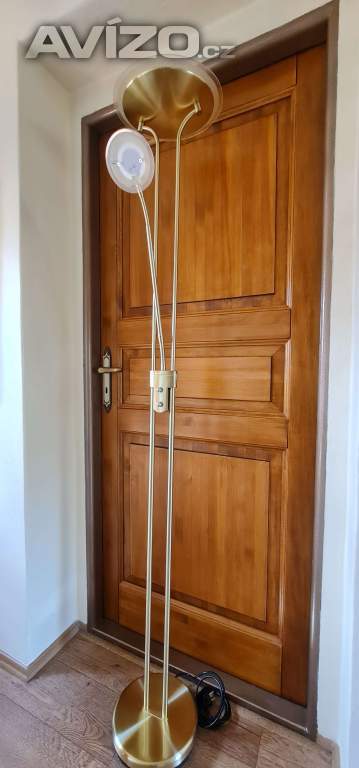 LAMPA STOJACÍ
