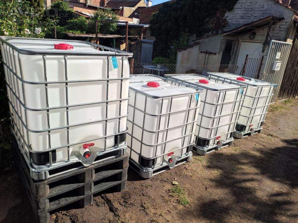 IBC 1000 litrů Víko 15 cm 2.500,-Kč PROSTĚJOV