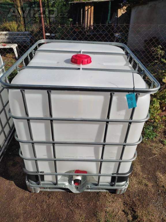 Foto inzerátu IBC 1000 litrů Víko 15 cm 2.500,-Kč PROSTĚJOV