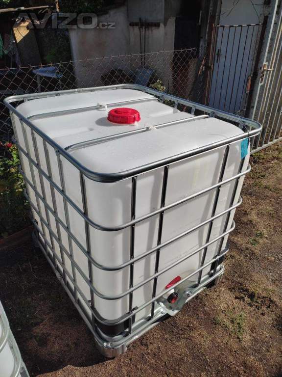 Foto inzerátu IBC 1000 litrů Víko 15 cm 2.500,-Kč PROSTĚJOV