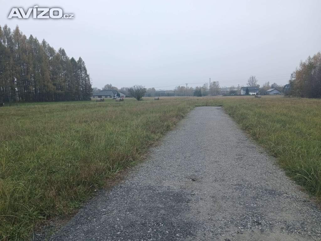 Foto inzerátu Stavební parcela 654m čtvereční 