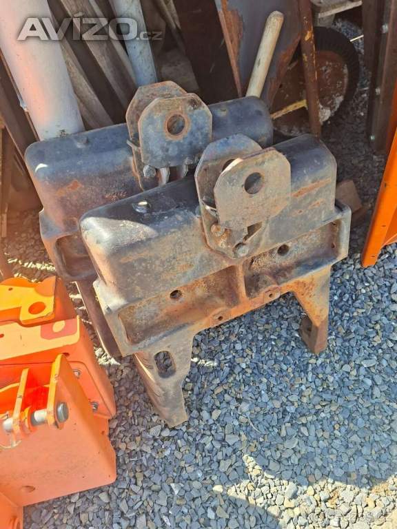Foto inzerátu Zetor 7711. 6320 dovoz prodej dílu