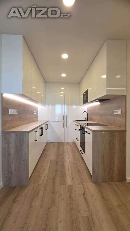 Byt 2+kk s lodžií po kompletní rekonstrukci, celkem 54 m²