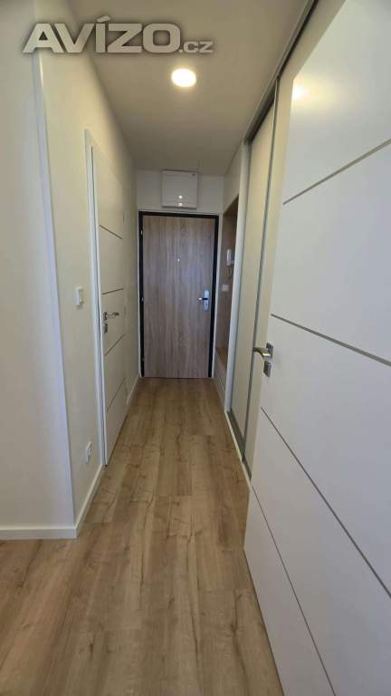 Foto inzerátu Byt 2+kk s lodžií po kompletní rekonstrukci, celkem 54 m²