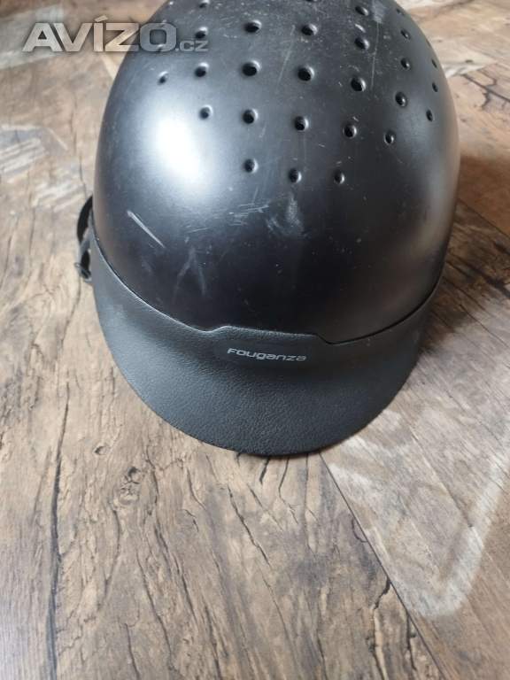 Foto inzerátu Jezdecká helma