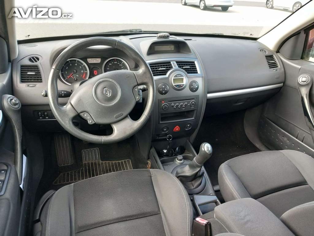 Foto inzerátu RENAULT MEGANE SE ZÁVADOU