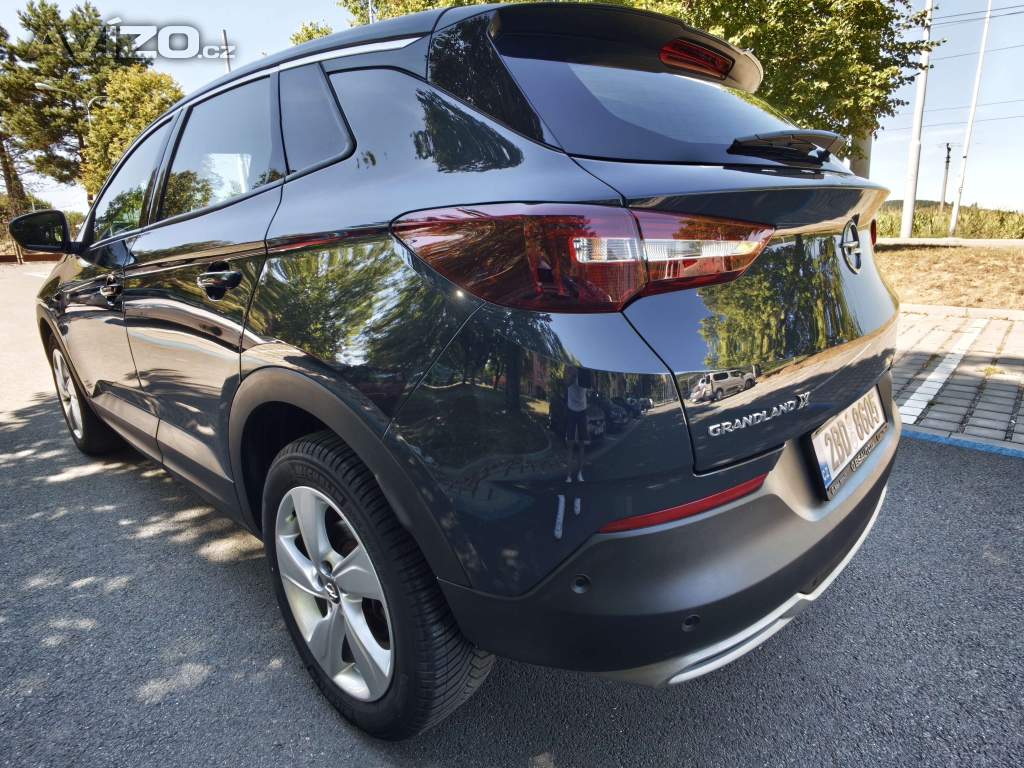 Foto inzerátu Opel Grandland X 1.6 benzín 180 koní 1. majitel 