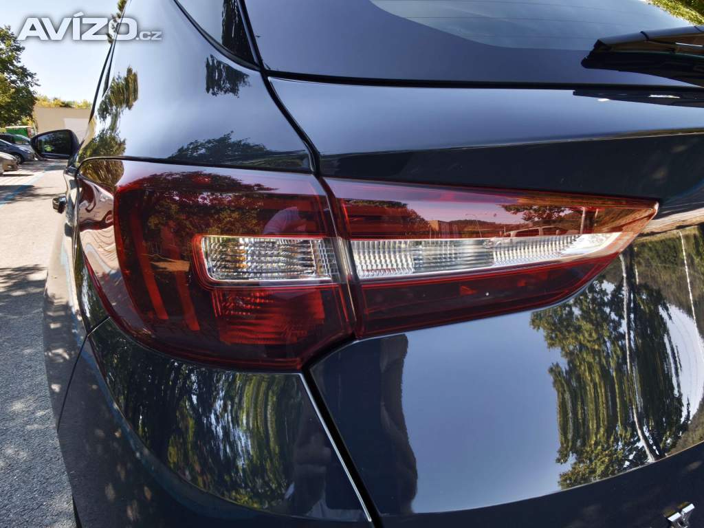 Foto inzerátu Opel Grandland X 1.6 benzín 180 koní 1. majitel 