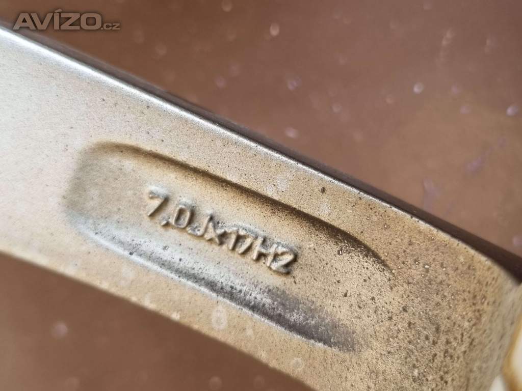 Foto inzerátu Zimní Alu kola Rc 32 Brock 5x112 R17