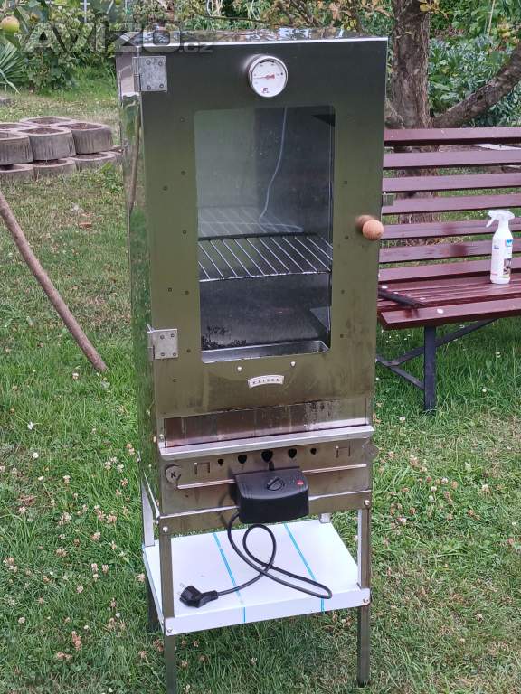 Nerez udírna za méně než polovic