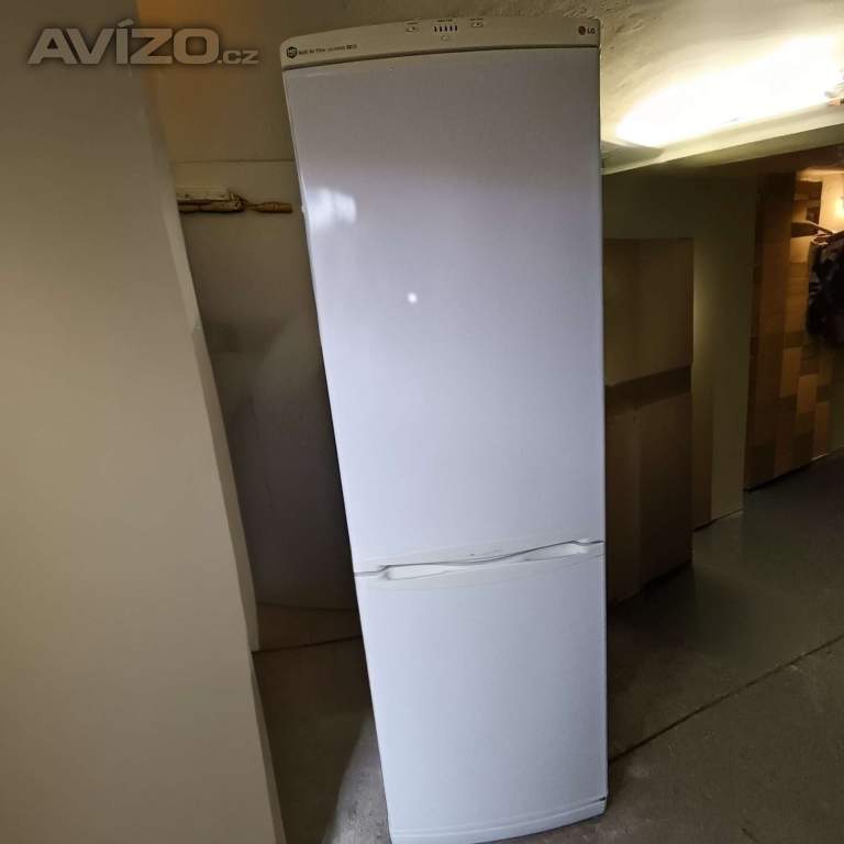 Foto inzerátu Lednice LG 188cm