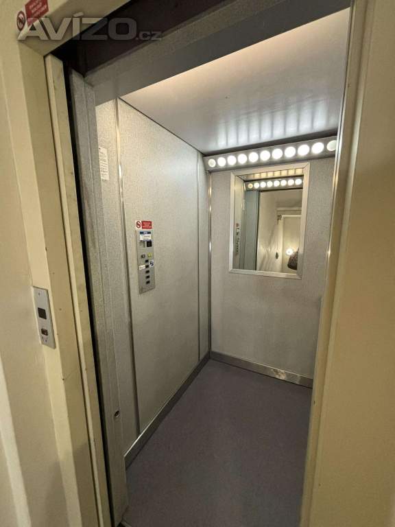 Foto inzerátu Kom.prostor 80m2 - CENTRUM - nájem 11.000,-