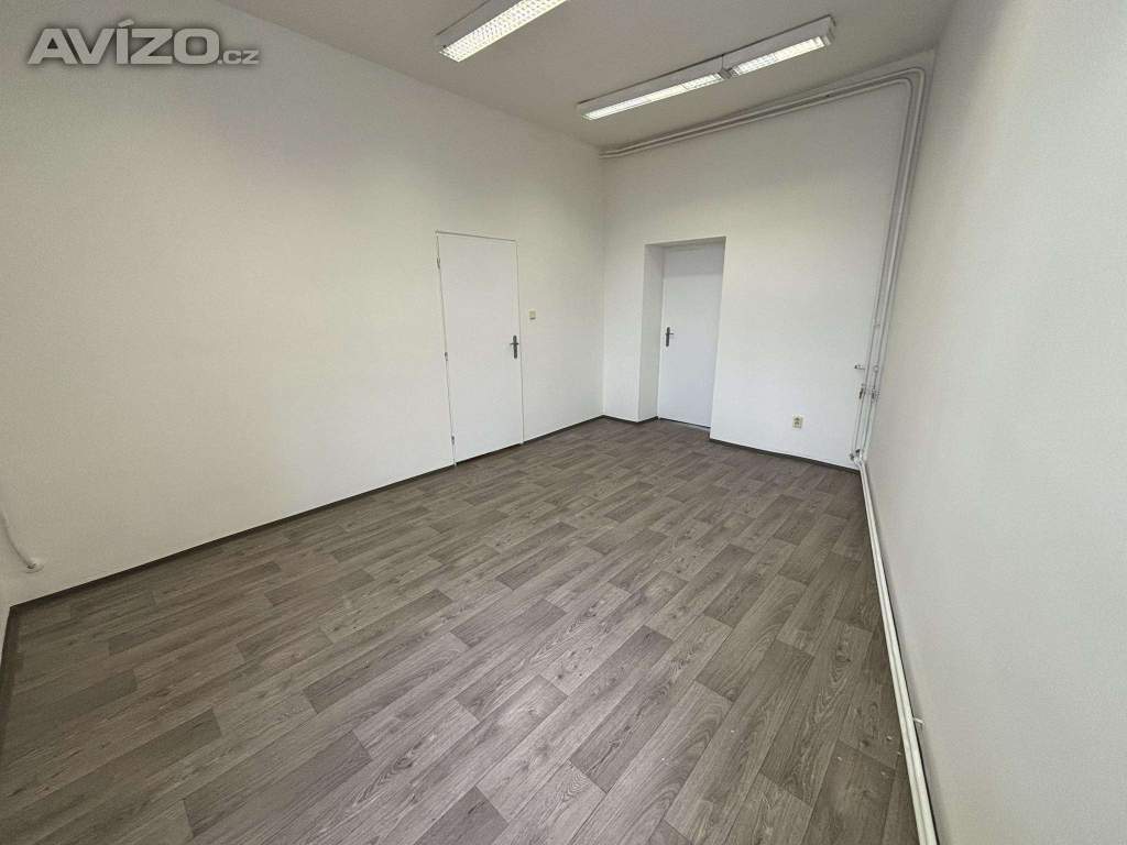 Foto inzerátu Kom.prostor 80m2 - CENTRUM - nájem 11.000,-
