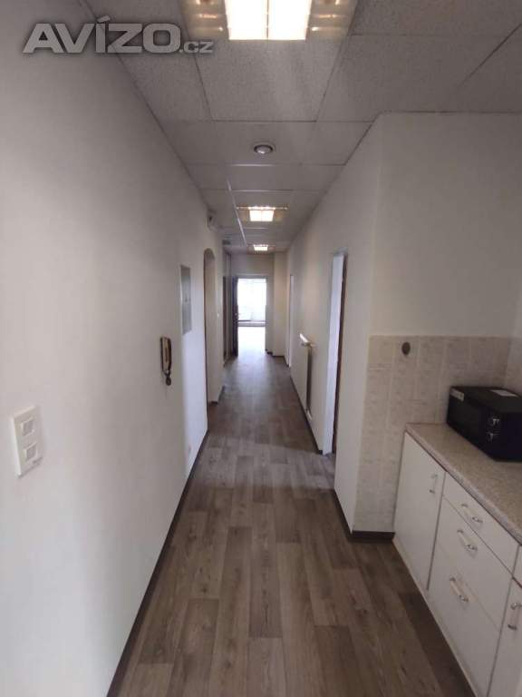 Foto inzerátu Kom.prostor 80m2 - CENTRUM - nájem 11.000,-