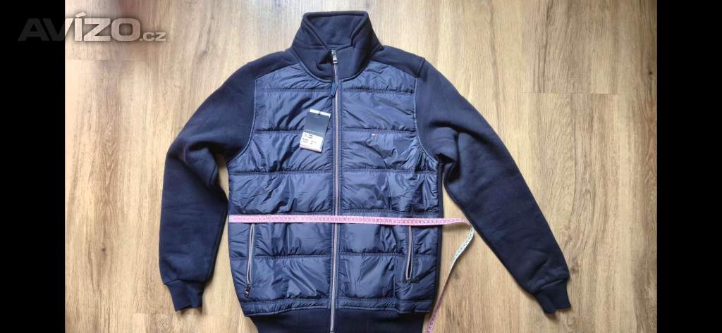 Tommy  Hilfiger 