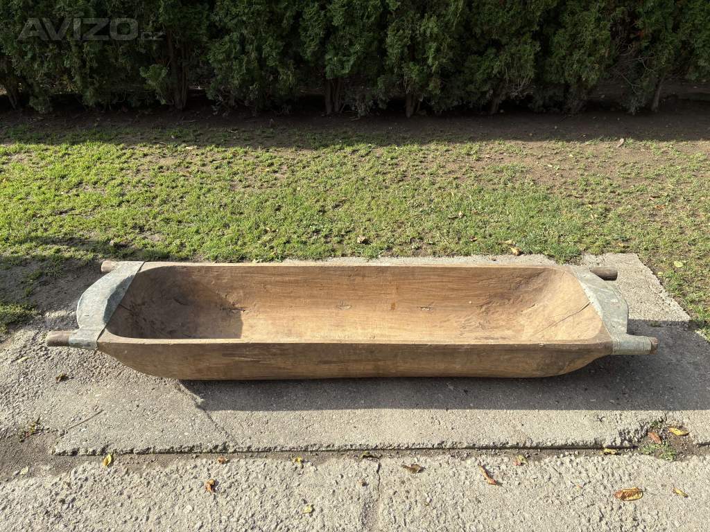 Masivní koryto 
