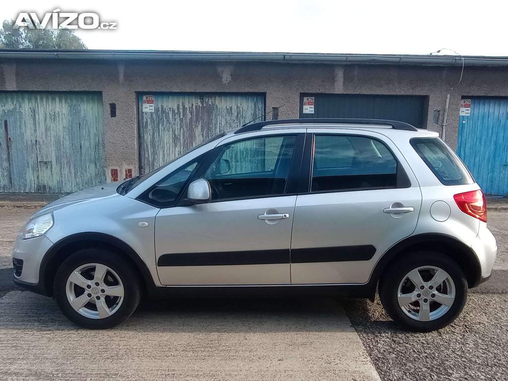 Foto inzerátu SUZUKI SX4 1.6 88 kW 4x4, nové v ČR 11/2011, facelift