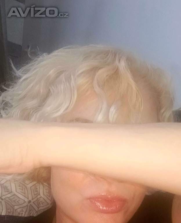 Foto inzerátu  Chceš vyzkoušet něco nového,Holeníčko, masáž ,Kristýn, prosím ČTI text!