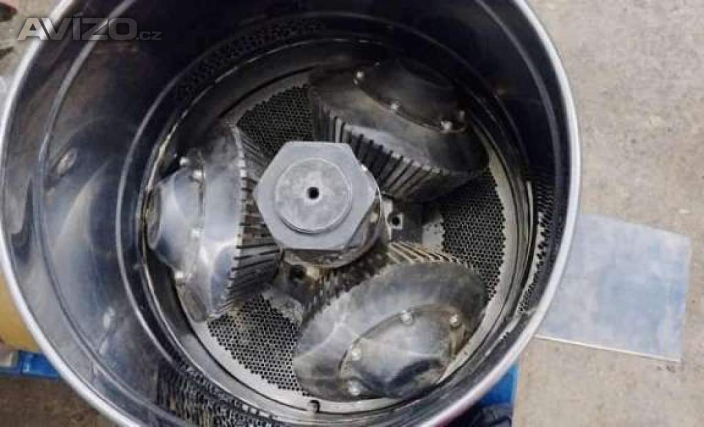 Foto inzerátu Peletovaci lis krmiva/zemědělského odpadu  37 kW+ měkký start