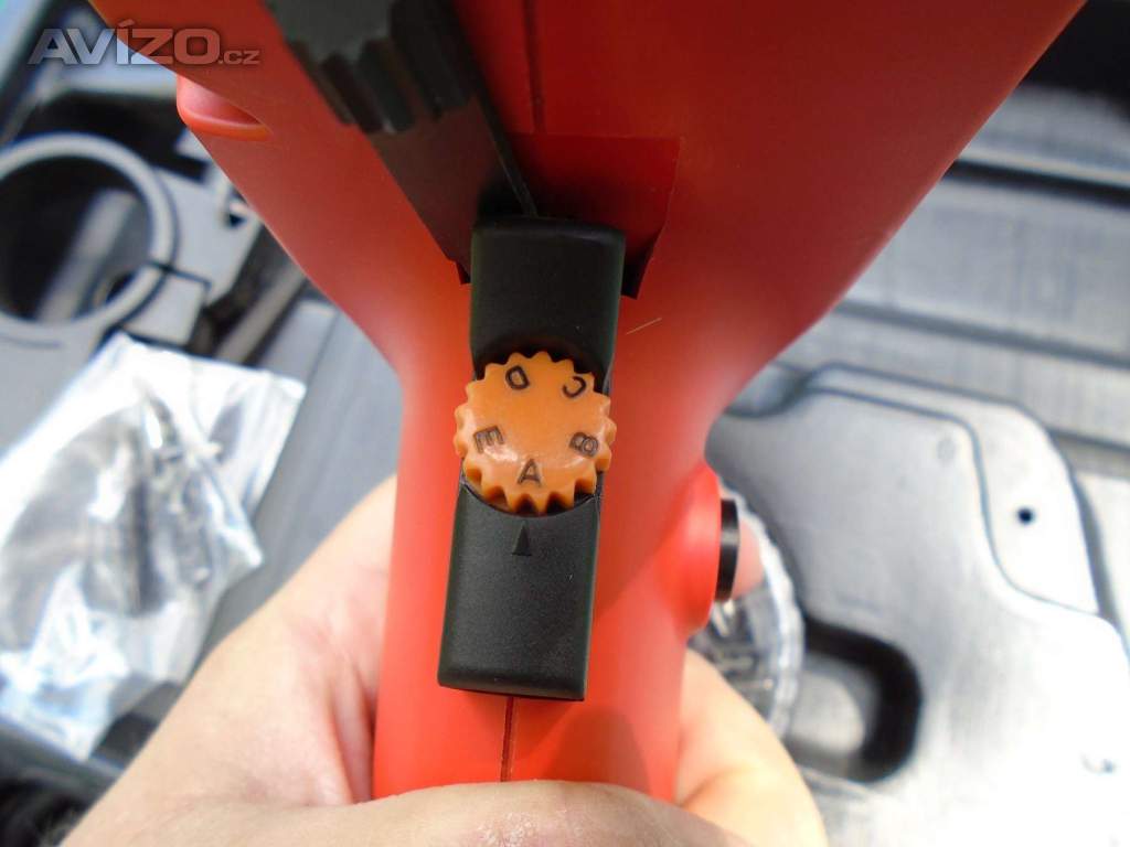 Foto inzerátu Kvalitní příklepová vrtačka Herkules BME 800 zánovní německá kvalitní
