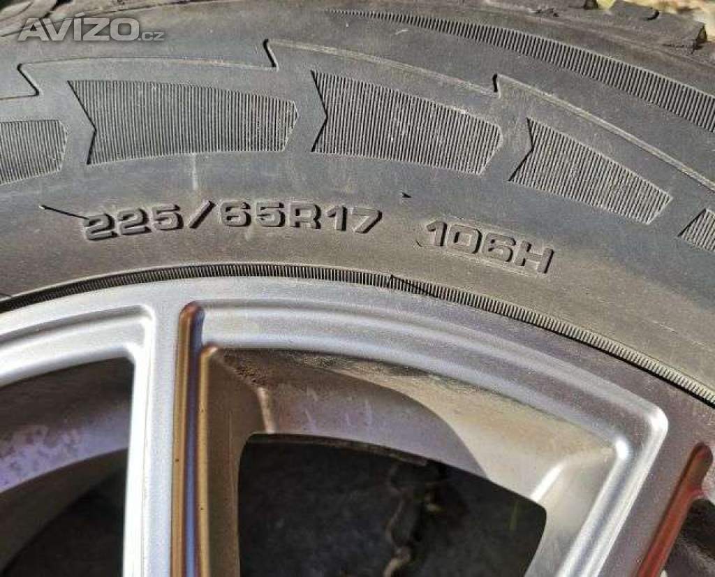 Foto inzerátu Prodám kompletní sadu 4 ks zimních kol s alu diskama 17