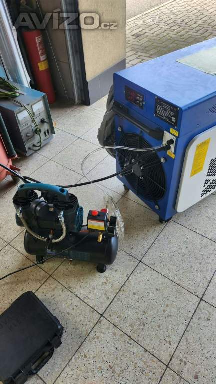 Laser čistič.
