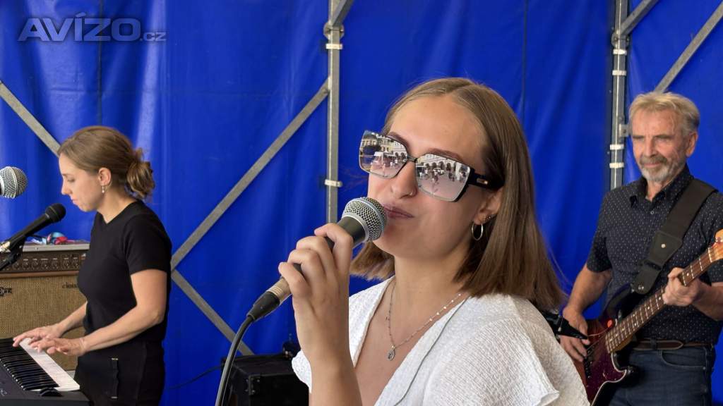 Foto inzerátu Kapela na  párty, oslavy, svatbu, ples