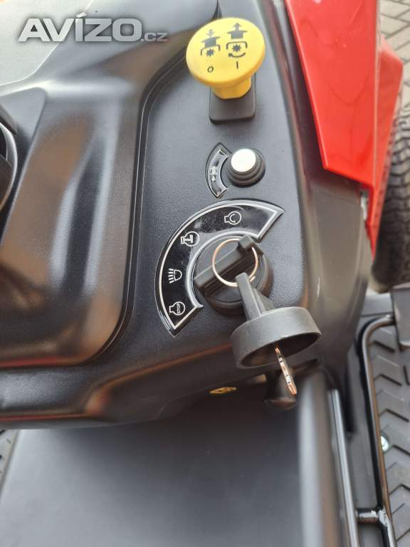 Foto inzerátu Zahradní traktor TB GARDEN LT-40R 17 HP, záběr 102 cm, nový