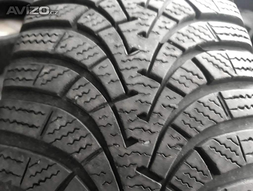 Sada nebo 2ks zimních pneu 195/65 R15: 
