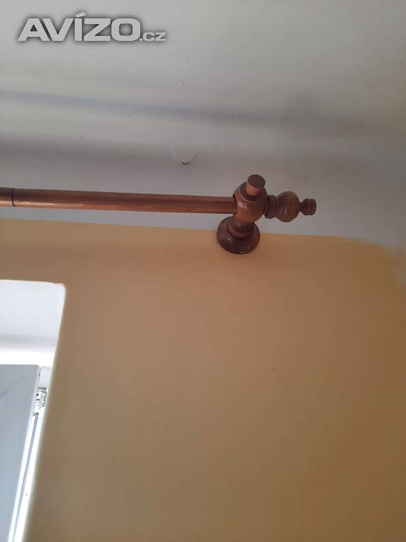 Foto inzerátu Garnýž jednořadá - dřevěná