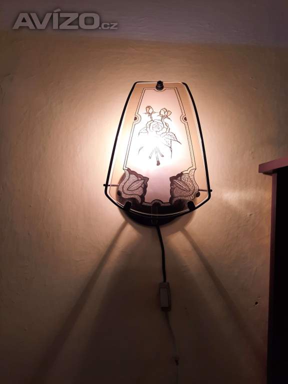 Nástěnná lampa - dekor růže - ZDARMA