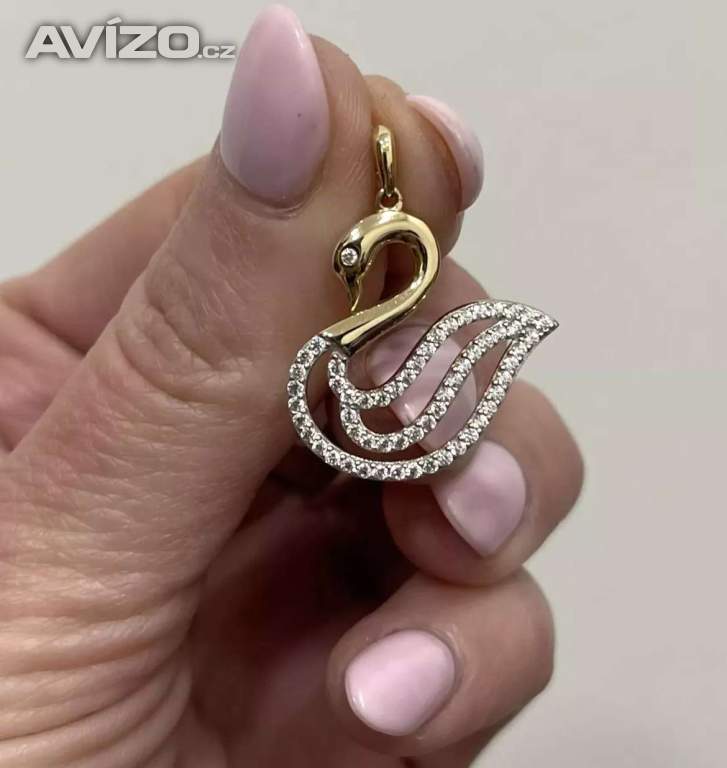 Foto inzerátu Zlatý prívesok tvaru labute zo 14k zlata - Korai