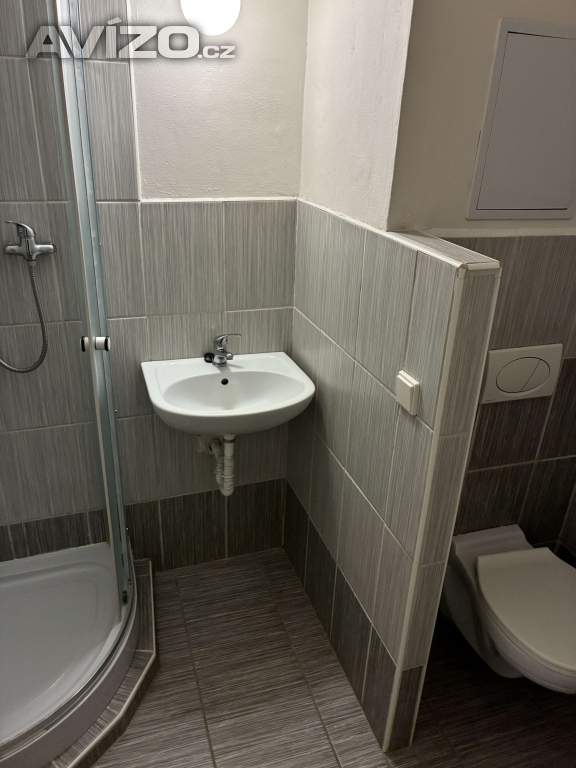 Foto inzerátu Pronájem bytu 1+kk 28 m2 včetně energií a služeb 