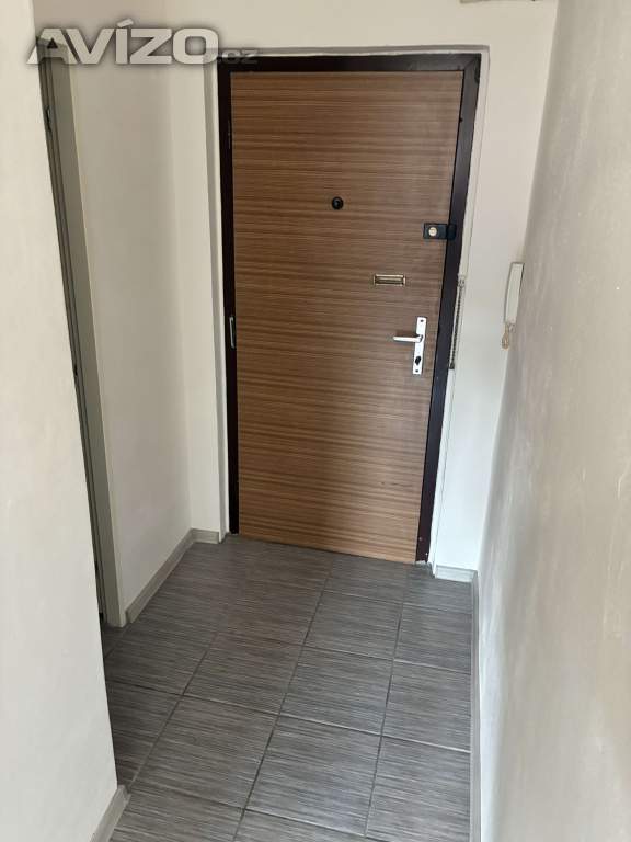 Foto inzerátu Pronájem bytu 1+kk 28 m2 včetně energií a služeb 