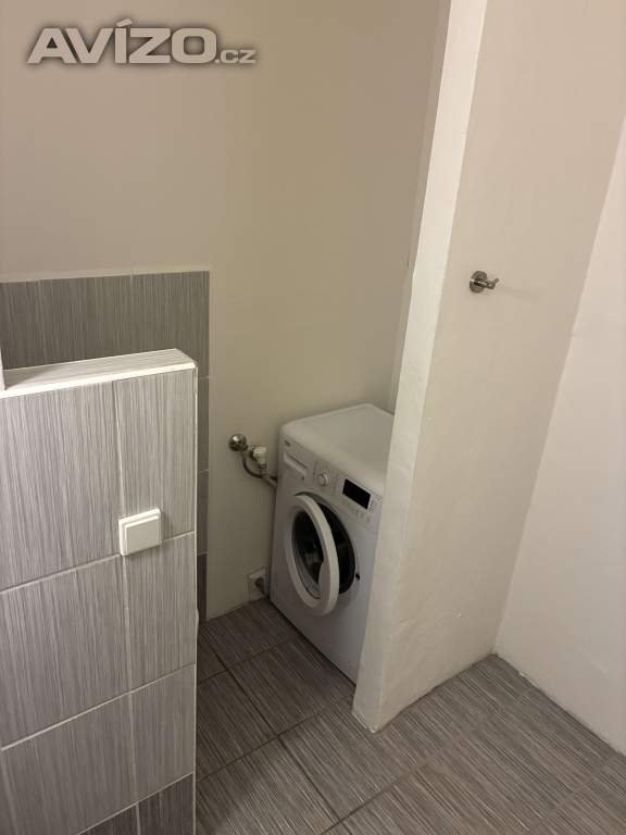 Foto inzerátu Pronájem bytu 1+kk 28 m2 včetně energií a služeb 