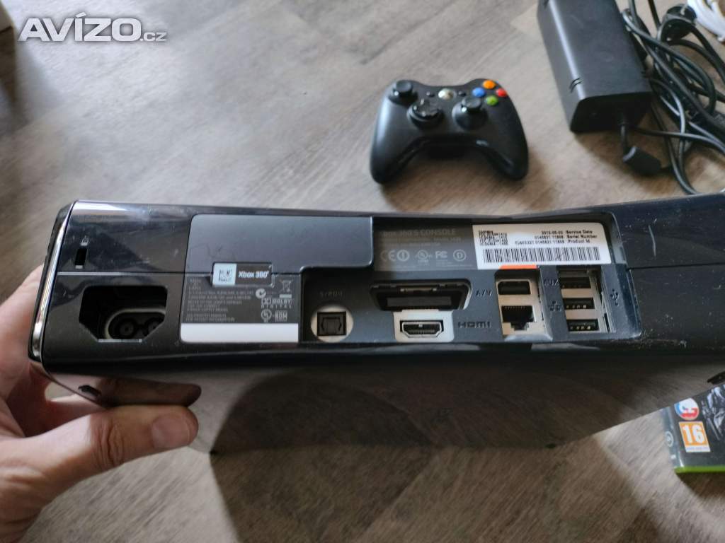 Foto inzerátu Xbox 360 Slim 250GB, kinect